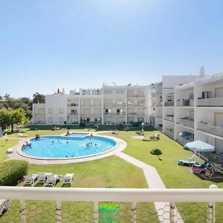 Апартаменти Golden Rana *